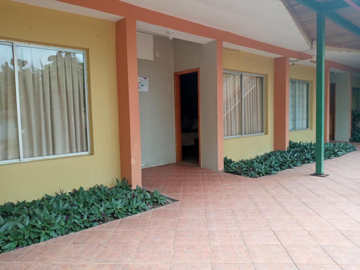 Hotel Palmeras Galapagos Puerto Ayora  Exteriör bild